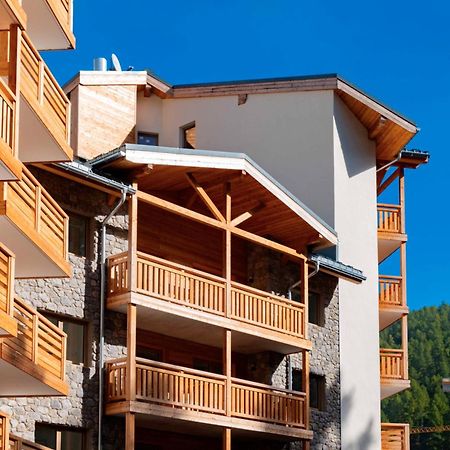 Residence Arya - Living Stone Vars  Buitenkant foto