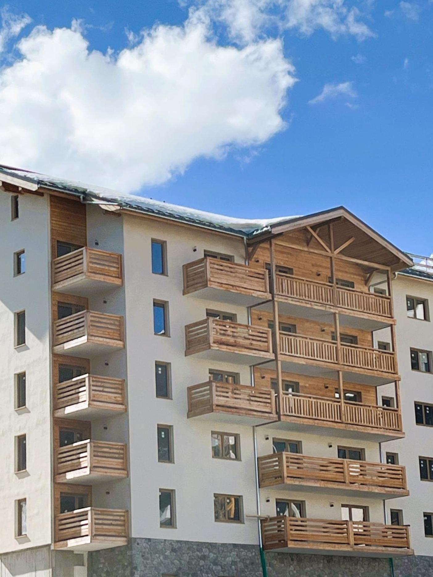 Residence Arya - Living Stone Vars  Buitenkant foto