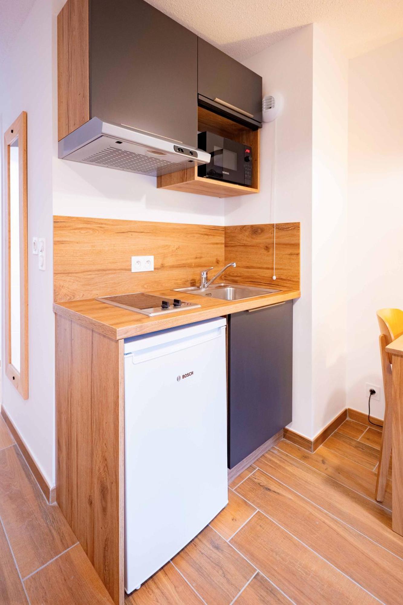 Residence Arya - Living Stone Vars  Buitenkant foto